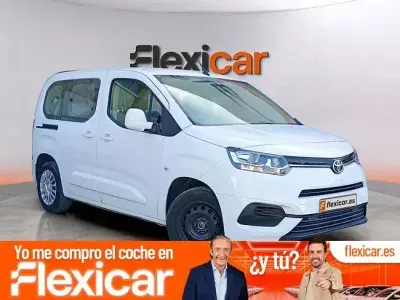 Usado Toyota Proace Verso Active 131 CV (96 kW) 2023 Blanco Familiar