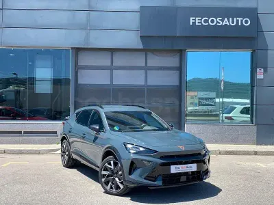 Usado Cupra Formentor 150 CV (110 kW) 2024 Gris / plata SUV