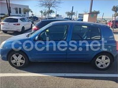 Usado Renault Clio II Campus 60 CV (44 kW) 2008 Azul Berlina