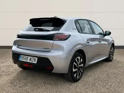 Usado Peugeot 208 Style 110 CV (80 kW) 2025 Gris Utilitario
