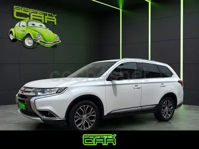 Usado Mitsubishi Outlander Motion 150 CV (110 kW) 2016 Blanco SUV