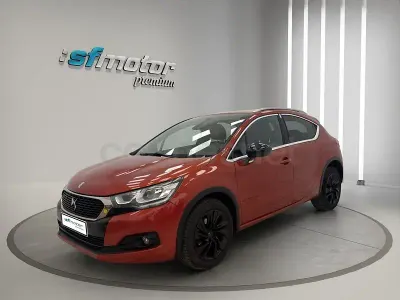 Usado DS Automobiles DS4 Crossback Style 120 CV (88 kW) 2016 Naranja SUV