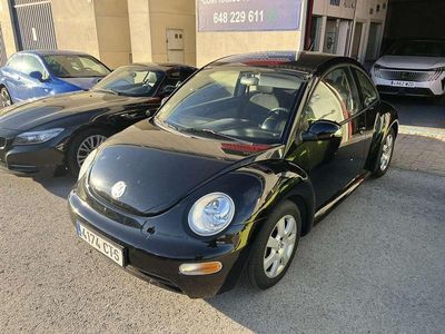 Usado VW Beetle 102 CV (75 kW) 2004 Negro Utilitario
