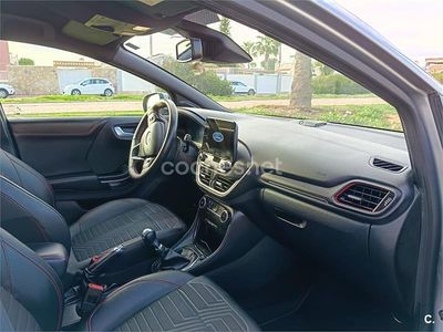 Gris / plata Usado 2023 Ford Puma ST-Line X SUV | 21.000 € (Un poco caro)