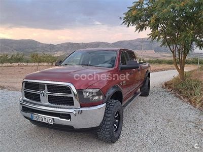 Rojo Usado 2023 RAM 1500 Recogida | 49.000 €