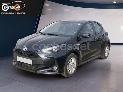 Negro Usado 2021 Toyota Yaris Hybrid Business Edition Berlina | 18.800 € (Precio justo)