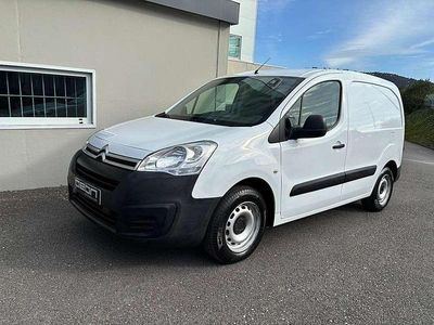 Usado Citroën Berlingo Feel 76 CV (55 kW) 2018 Blanco Monovolumen