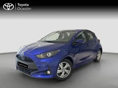 Nuevo Toyota Yaris Active 116 CV (85 kW) 2025 Azul Utilitario