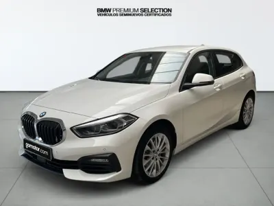 Usado BMW 118 Comfort Edition 150 CV (110 kW) 2021 Blanco