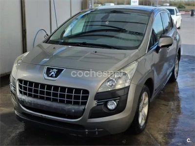 Usado Peugeot 3008 Premium 110 CV (80 kW) 2009 Gris / plata Familiar
