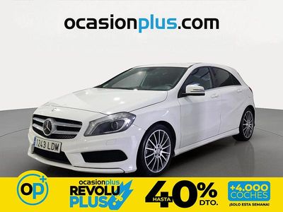 Usado Mercedes A180 AMG line 109 CV (80 kW) 2015 Blanco Utilitario