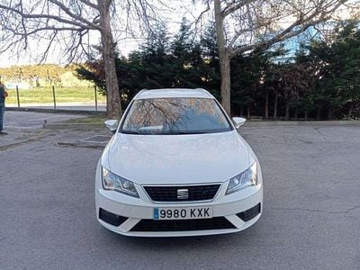 Usado Seat Leon 116 CV (85 kW) 2019 Blanco Familiar