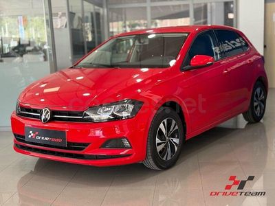 Usado VW Polo Advance 95 CV (69 kW) 2021 Rojo Utilitario