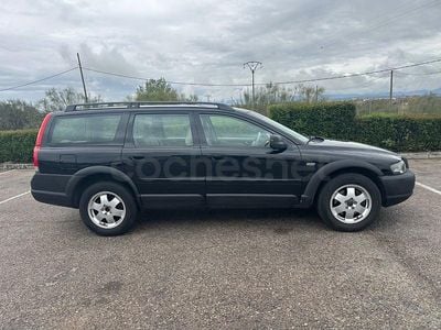 Usado Volvo XC70 Momentum 163 CV (119 kW) 2004 Negro Familiar