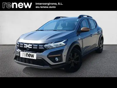 Usado Dacia Sandero Extreme 101 CV (74 kW) 2025 Gris Berlina