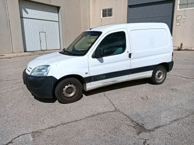 Usado Citroën Berlingo 90 CV (66 kW) 2007 Blanco Monovolumen