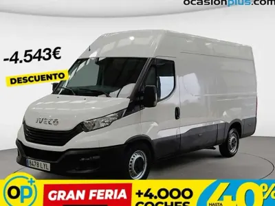 Usado Iveco Daily 156 CV (114 kW) 2022 Blanco Van