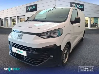 Usado Fiat Scudo S 120 CV (88 kW) 2024 Gris Van