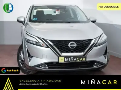 Usado Nissan Qashqai Acenta 158 CV (116 kW) 2024 Gris / plata SUV