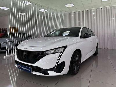 Usado Peugeot 308 SW Active 131 CV (96 kW) 2023 Blanco Familiar