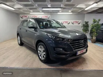 Usado Hyundai Tucson 116 CV (85 kW) 2020 Gris / plata SUV