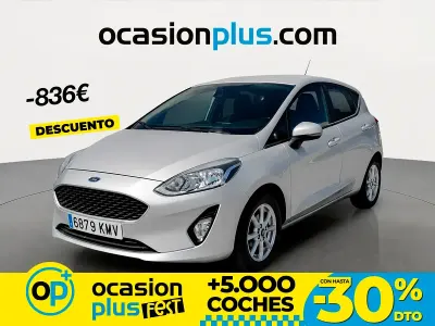Usado Ford Fiesta Trend+ 85 CV (62 kW) 2018 Gris Utilitario