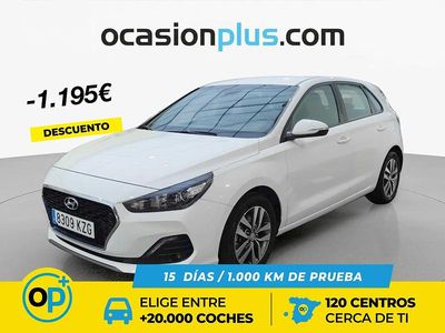 Begagnad Hyundai i30 GO! 95 HK (69 kW) 2019 Vit