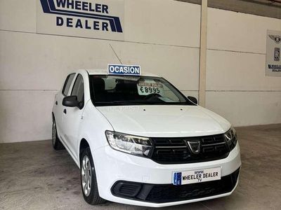 Usado Dacia Sandero Acces 75 CV (55 kW) 2019 Blanco Utilitario