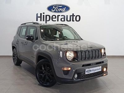 Usado Jeep Renegade Night Eagle 120 CV (88 kW) 2022 Gris / plata SUV