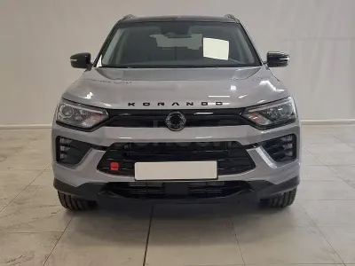 Nuevo KGM Korando 149 CV (109 kW) 2025 Gris / plata SUV
