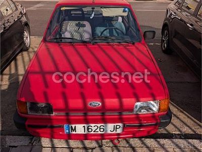 Rojo Usado 1989 Ford Fiesta Berlina | 1995 €