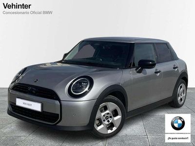 Usado Mini Cooper Essential 156 CV (114 kW) 2024 Plateado Utilitario