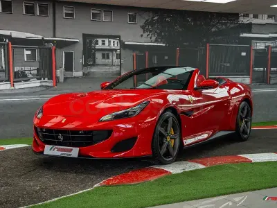 Usado Ferrari Portofino 600 CV (441 kW) 2020 Rojo Descapotable