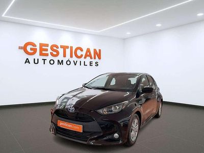 Negro Usado 2021 Toyota Yaris Hybrid Active Utilitario | 17.990 € (Precio justo)