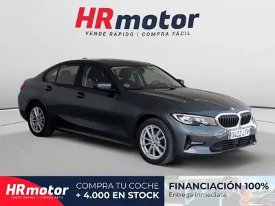 Usado BMW 320 Advantage 184 CV (135 kW) 2021 Gris Berlina