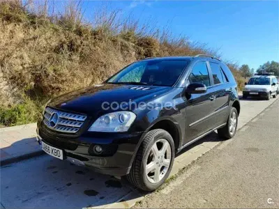 Usado Mercedes ML280 190 CV (139 kW) 2007 Negro SUV