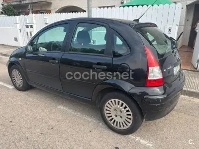 Usado Citroën C3 Exclusive 75 CV (55 kW) 2005 Negro Berlina
