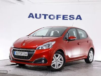 Burdeos Usado 2019 Peugeot 208 Signature Sky Utilitario | 8450 € (Buen precio)