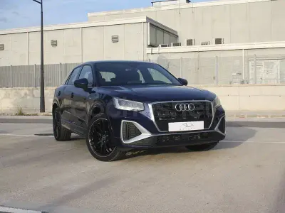 Usado Audi Q2 S-Line 150 CV (110 kW) 2023 Azul SUV