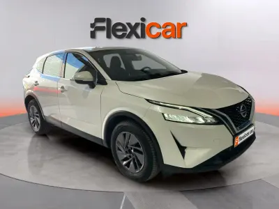 Usado Nissan Qashqai Acenta 158 CV (116 kW) 2021 Blanco SUV