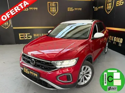 Usado VW T-Roc Life 115 CV (84 kW) 2023 Granate SUV
