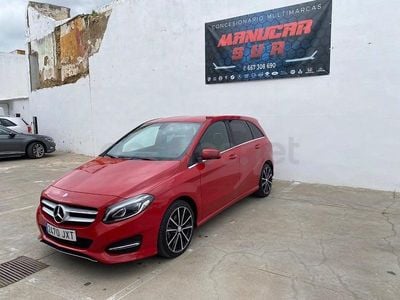 Usado Mercedes B200 136 CV (100 kW) 2017 Rojo Monovolumen