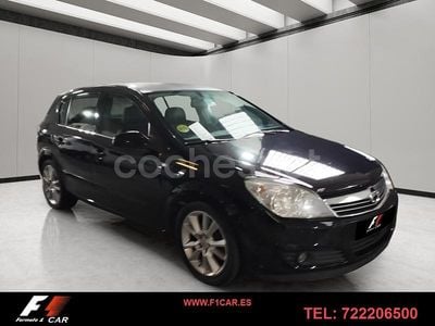 Usado Opel Astra Cosmo 120 CV (88 kW) 2005 Negro Berlina