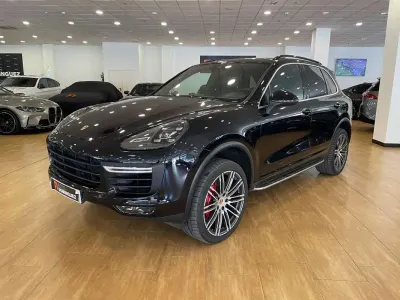 Usado Porsche Cayenne 519 CV (381 kW) 2017 Negro SUV