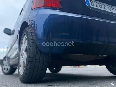 Brugt Kia Picanto LX 65 HK (47 kW) 2005 Blå Hatchback