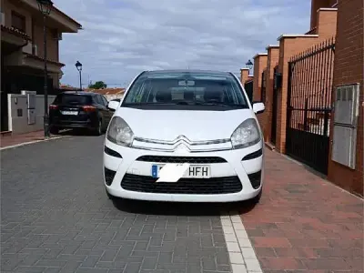 Usado Citroën Grand C4 Picasso Seduction 112 HP (82 kW) 2011 Branco Monovolume