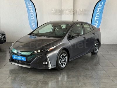 Usado Toyota Prius Advance 122 CV (89 kW) 2018 Gris / plata Utilitario