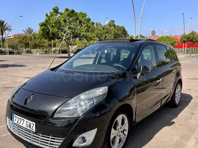 Usado Renault Grand Scénic II Business 130 CV (95 kW) 2009 Negro Monovolumen