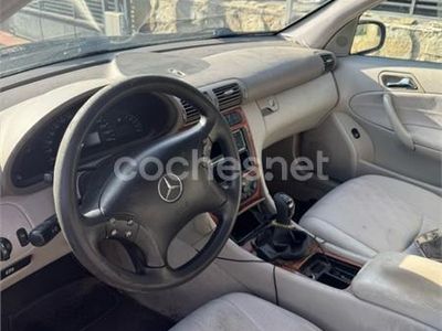 Mercedes C200