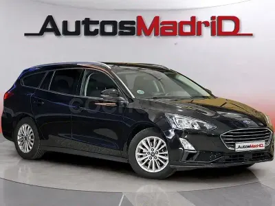 Usado Ford Focus Titanium 120 CV (88 kW) 2021 Negro Berlina